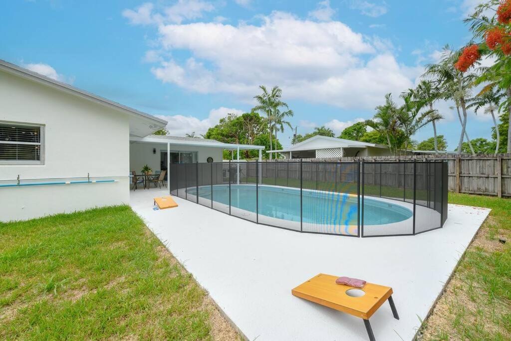 Canal Front, 2 King Beds, Pool, Game Room Cutler Bay Luaran gambar