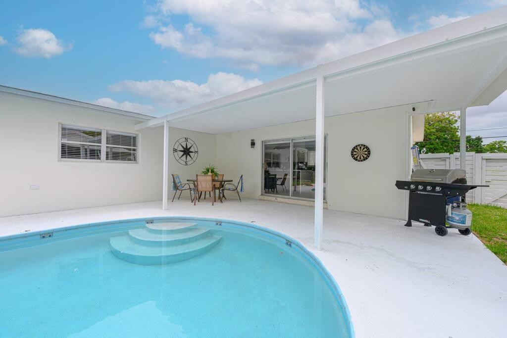 Canal Front, 2 King Beds, Pool, Game Room Cutler Bay Luaran gambar