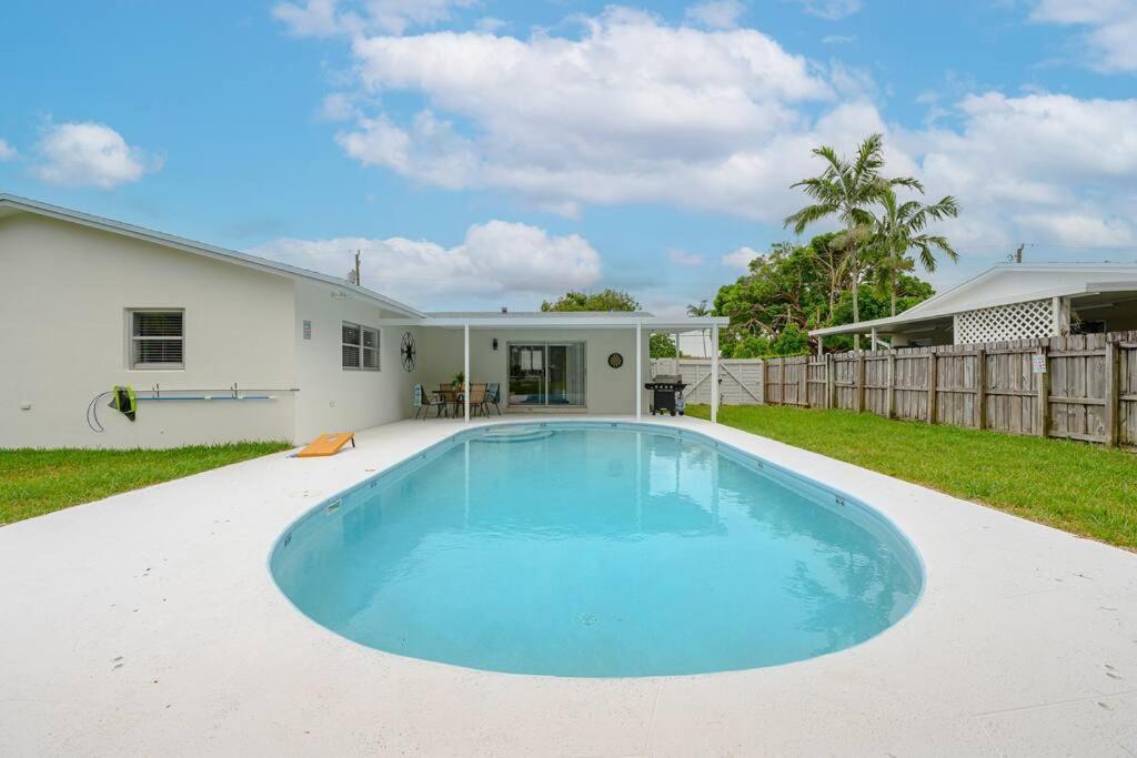 Canal Front, 2 King Beds, Pool, Game Room Cutler Bay Luaran gambar